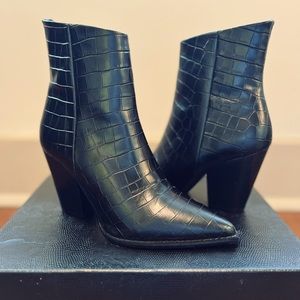 The Kooples - Heeled Croc-Effect Black Leather Ankle Boots